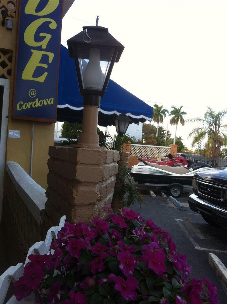 The Bridge At Cordova Boutique Hotel And Hostel Fort Lauderdale Exteriör bild